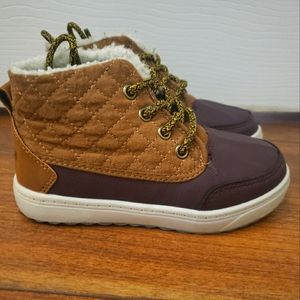 OshKosh B'Gosh toddler winter boots